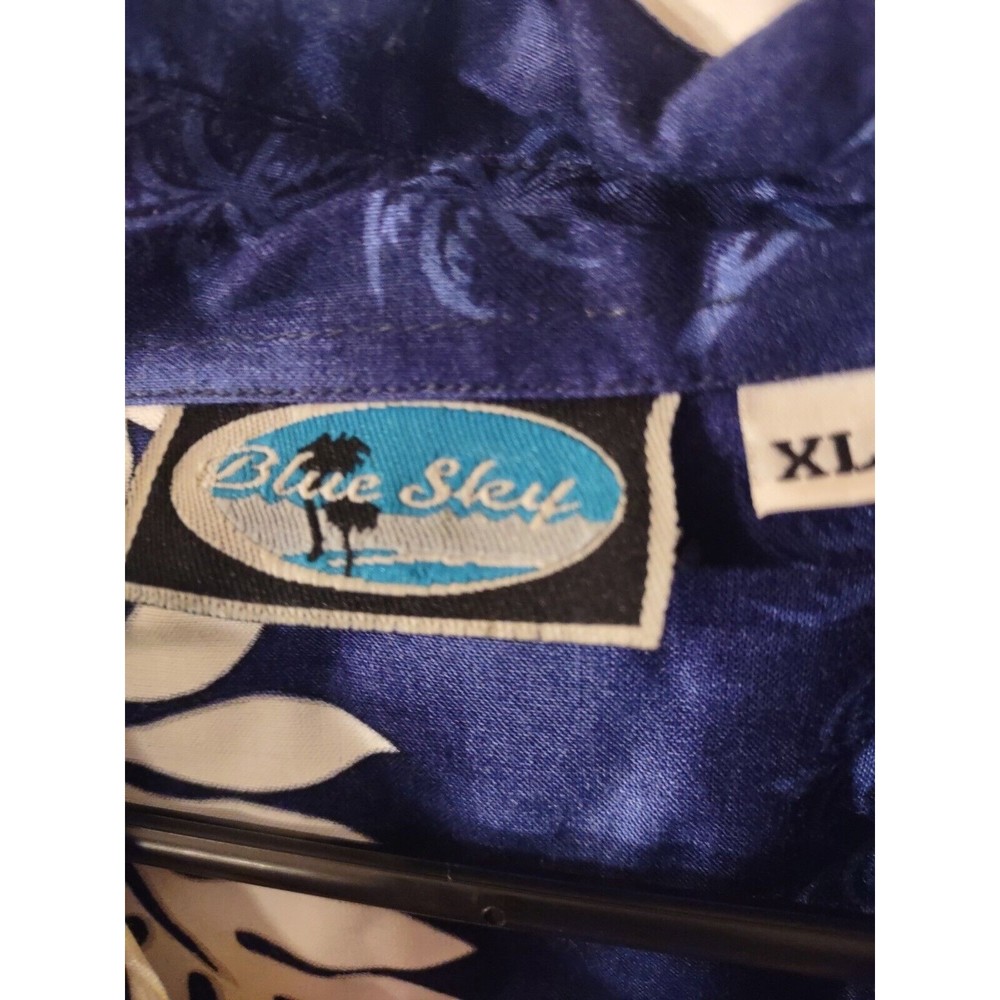 Blue Sky Shirt Size XL Blue Multicolor Floral Button down Collar Looks Big - Picture 3 of 9